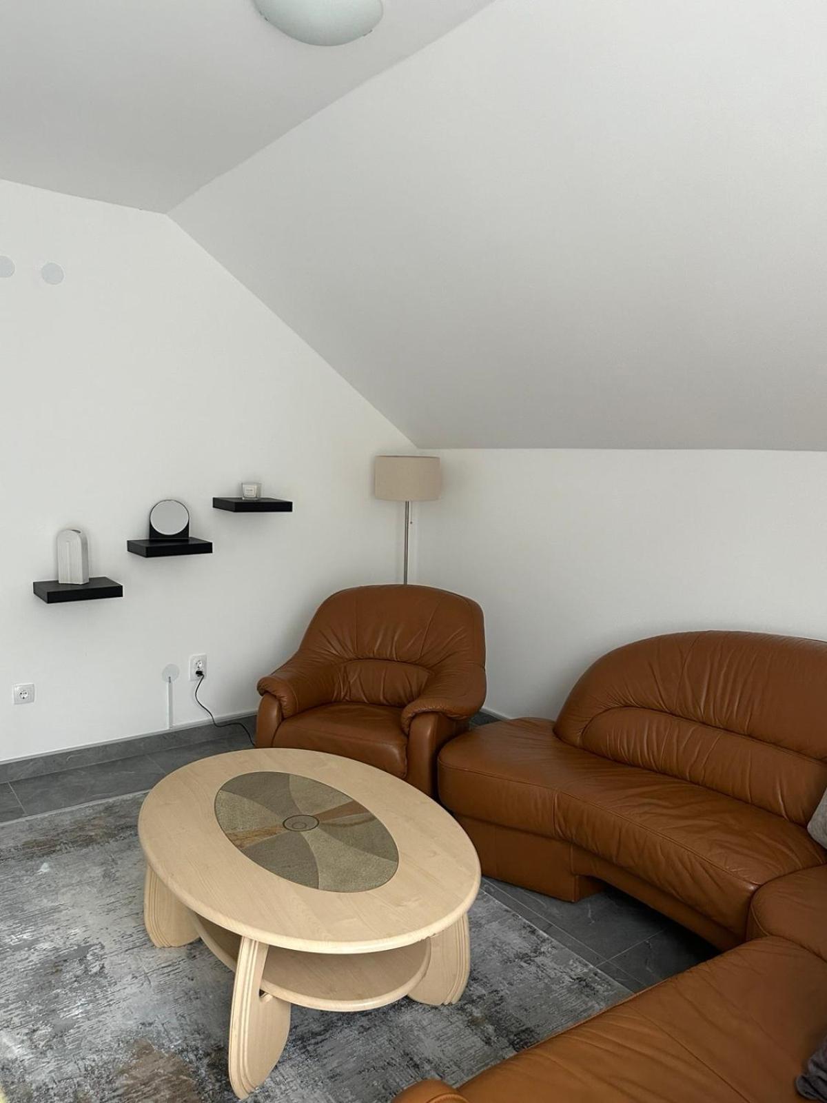 Apartment Holiday Vrnjacka Banja Exterior photo