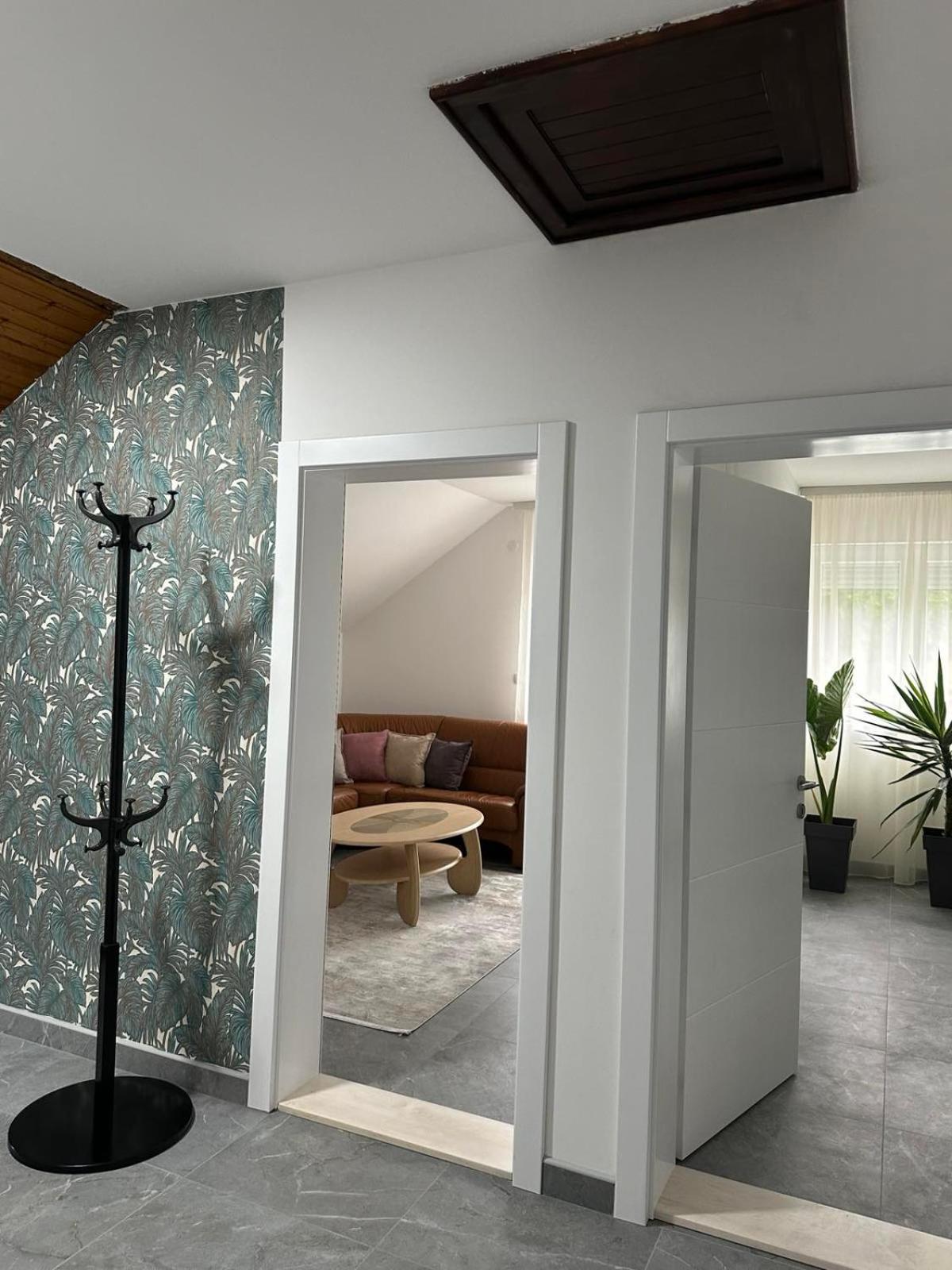 Apartment Holiday Vrnjacka Banja Exterior photo