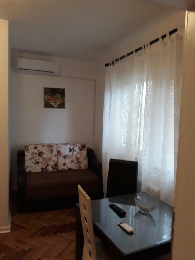 Apartment Holiday Vrnjacka Banja Exterior photo